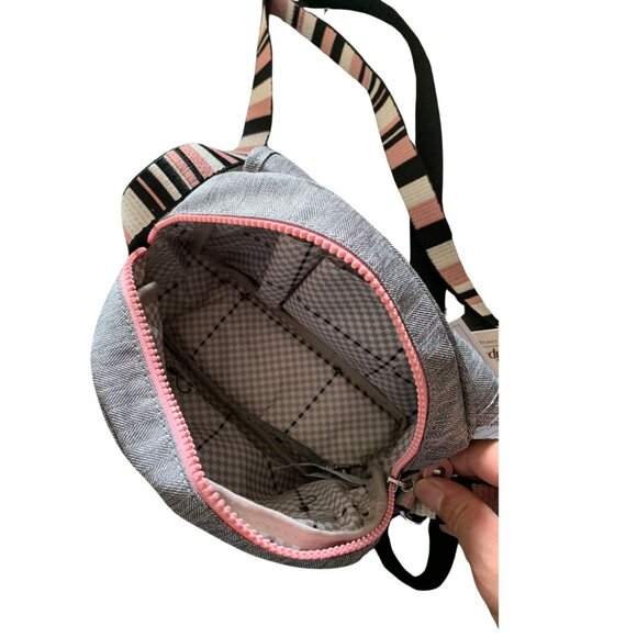 reduced vintage Kipling stemla brand new crossbody bag grey pink - Picture 8 of 9
